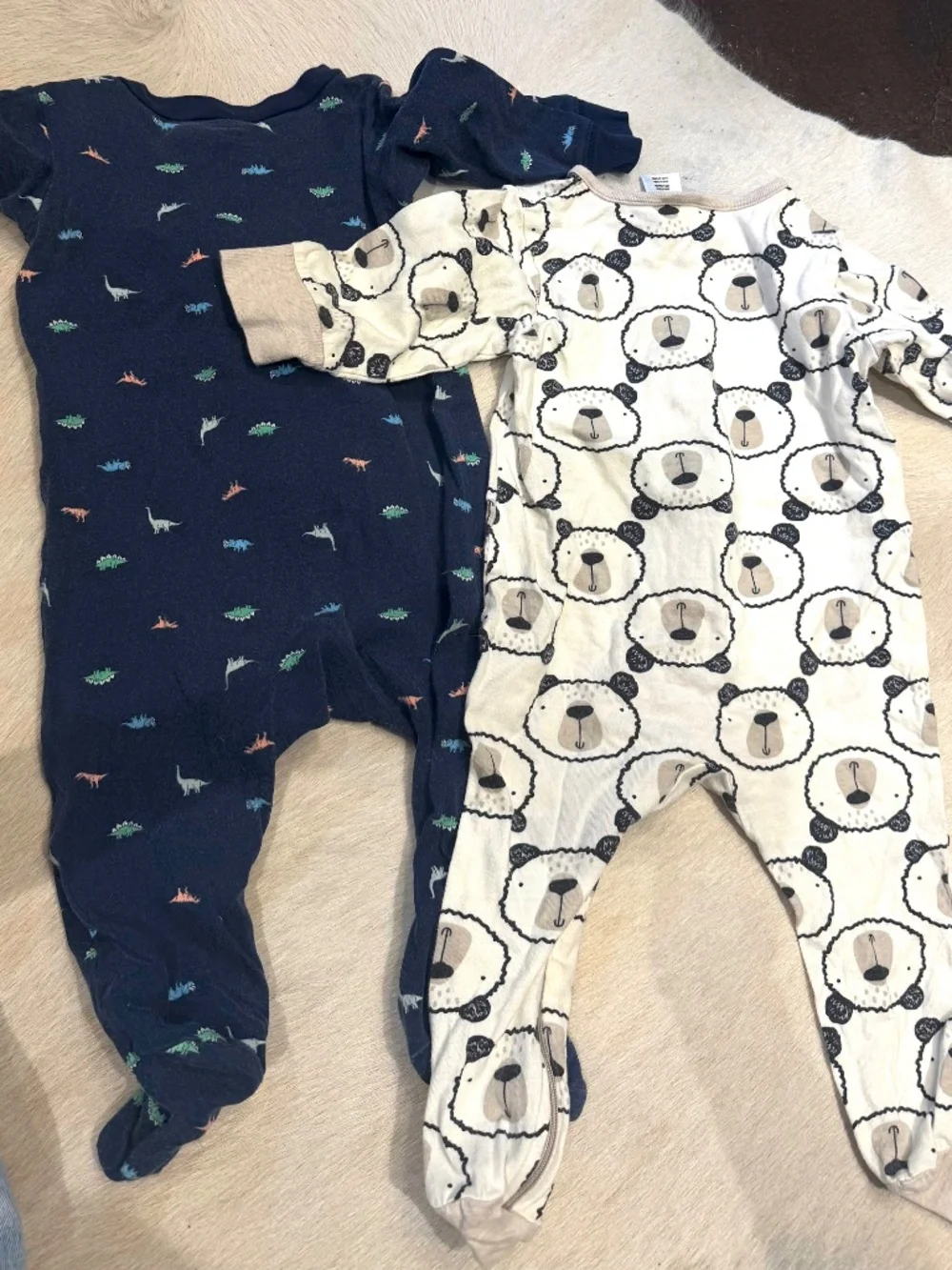 Carter & Gerber long Sleeve zip up sleepers SZ 6-9 mons